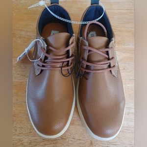 Steve Madden boy's size 3 shoes